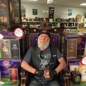 Meet your Posher, Ron